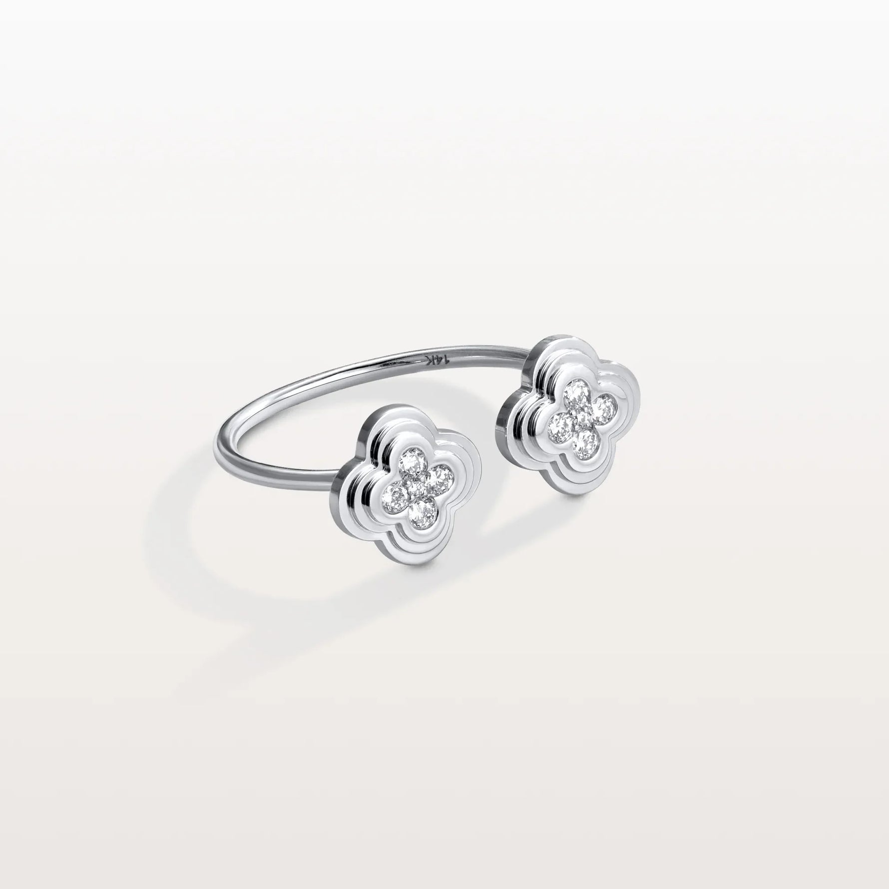 Lab Grown Diamond Clover Ring In 14K Gold/Platinum - Rings